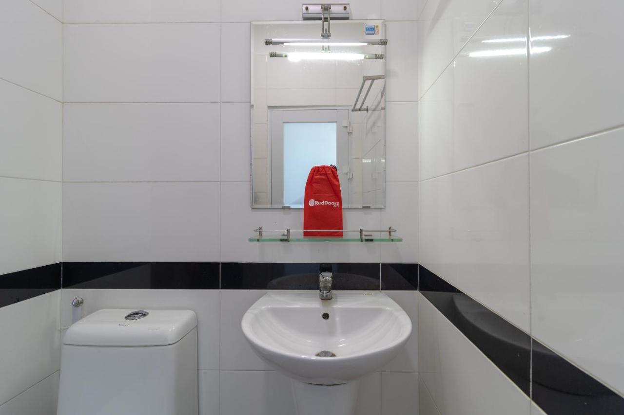 RedDoorz near Tan Huong Market TP. Hồ Chí Minh Ngoại thất bức ảnh